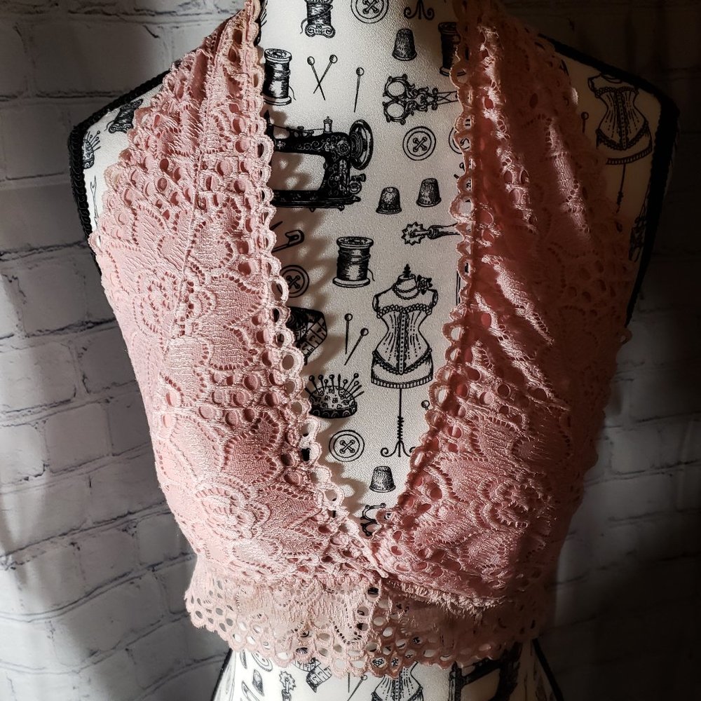 3 pack bundle Zenans Outfitters Halter Bralettes